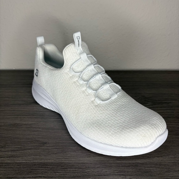 New Skechers Knit Mesh Women's Charlize 2.0 White Slip Ons Size 9 - Picture 10 of 10